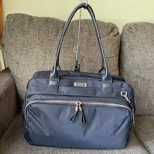 Tumi Voyageur Athens Carryall New without Tag